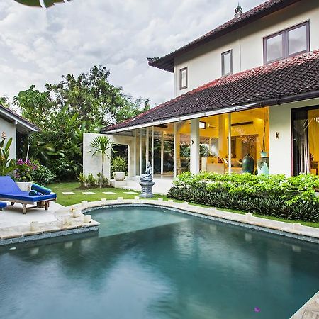 Villa Arushi Seminyak  Bagian luar foto