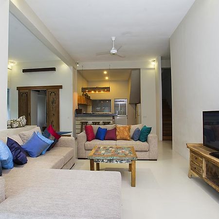 Villa Arushi Seminyak  Bagian luar foto
