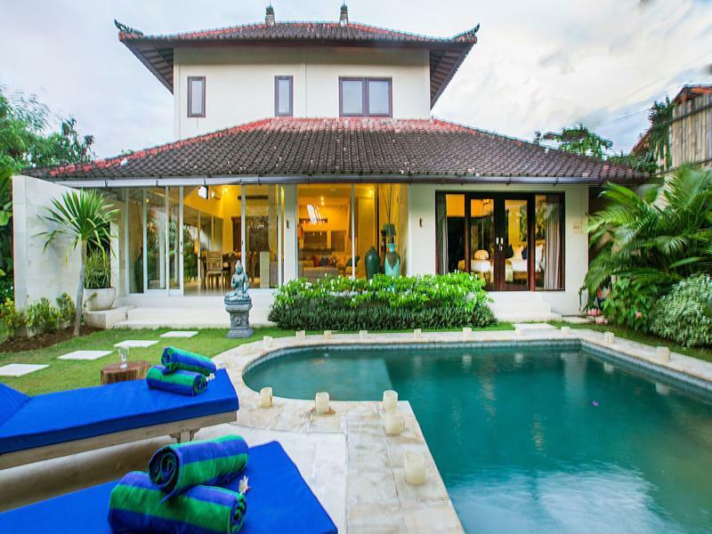 Villa Arushi Seminyak  Bagian luar foto