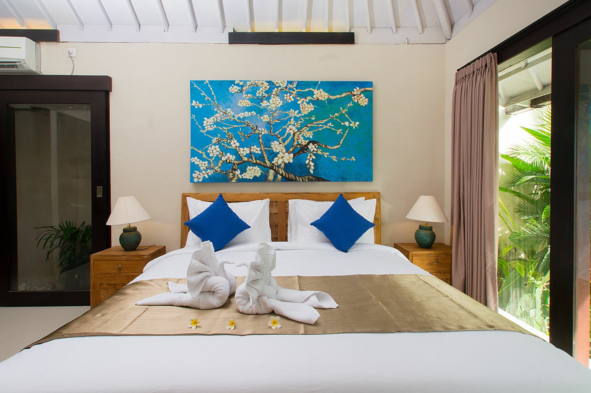 Villa Arushi Seminyak  Bagian luar foto