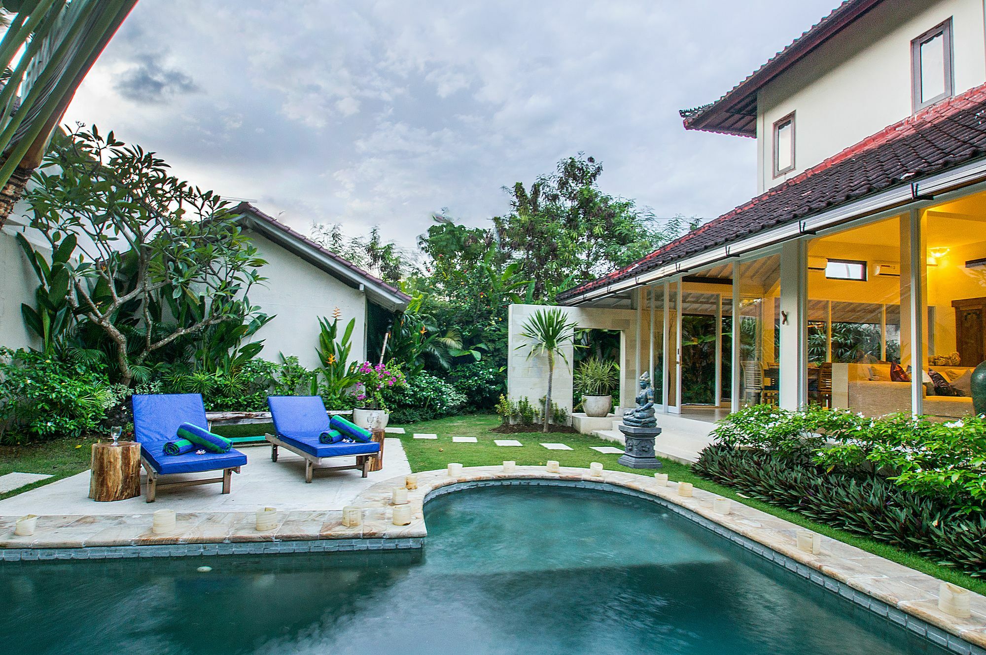 Villa Arushi Seminyak  Bagian luar foto